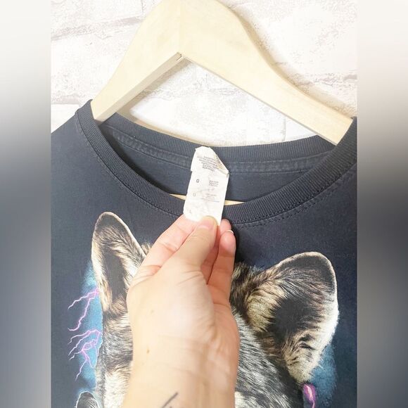 Vintage Y2K Wolf Dog Graphic Tee With Purple and Blue Lightning Short Sleeve - Picture 3 of 5